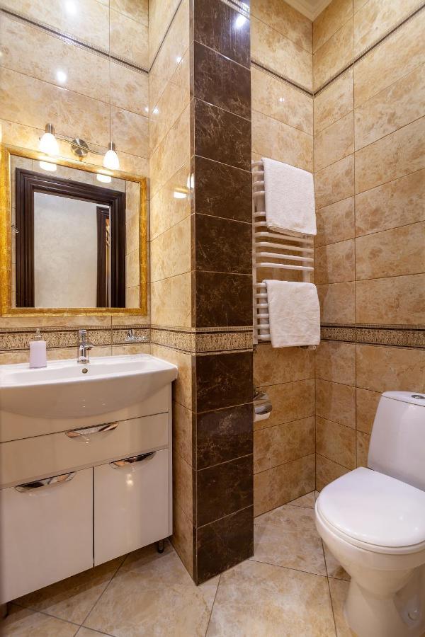 Alfa Apartments Levytskoho リヴィウ エクステリア 写真