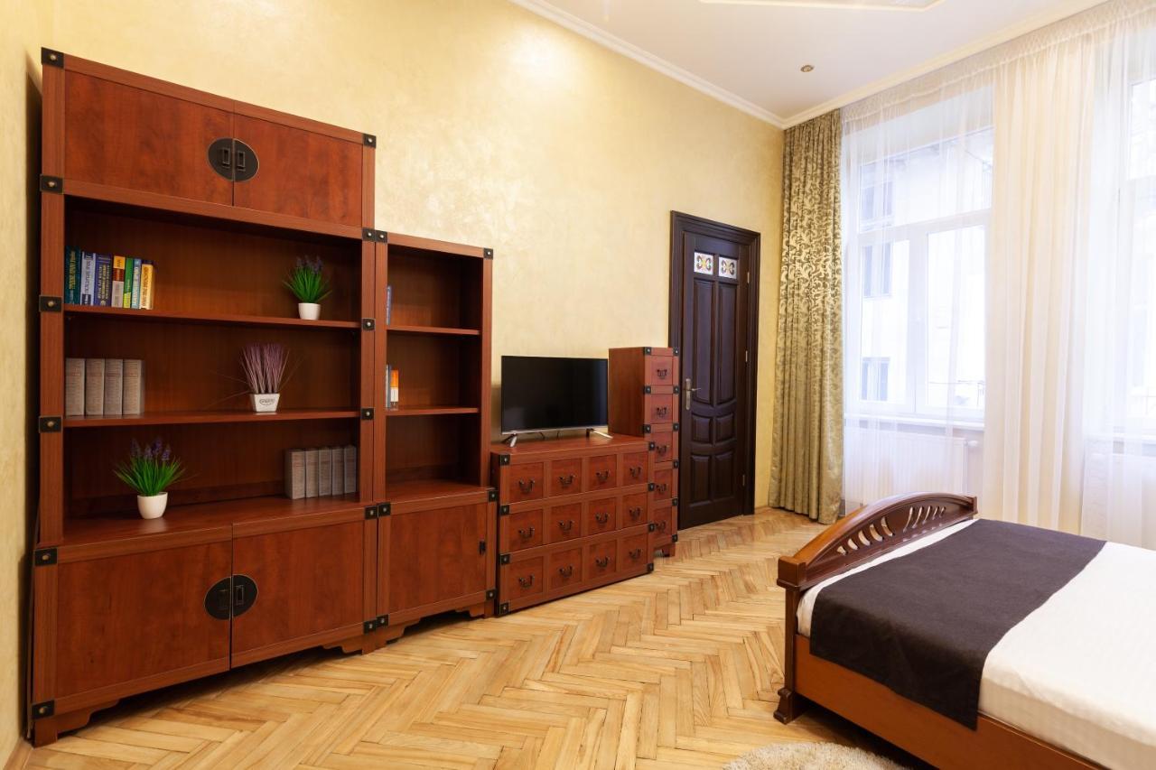 Alfa Apartments Levytskoho リヴィウ エクステリア 写真