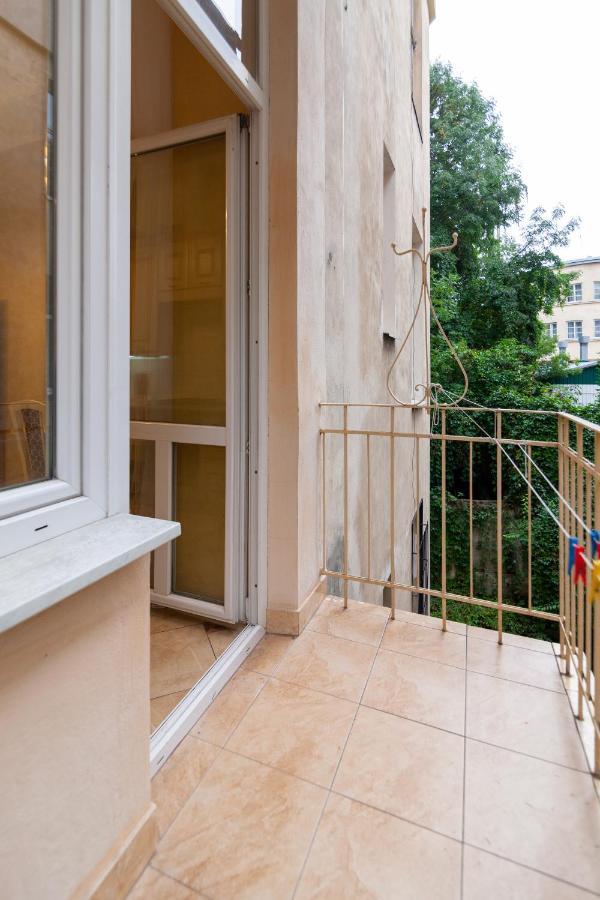 Alfa Apartments Levytskoho リヴィウ エクステリア 写真