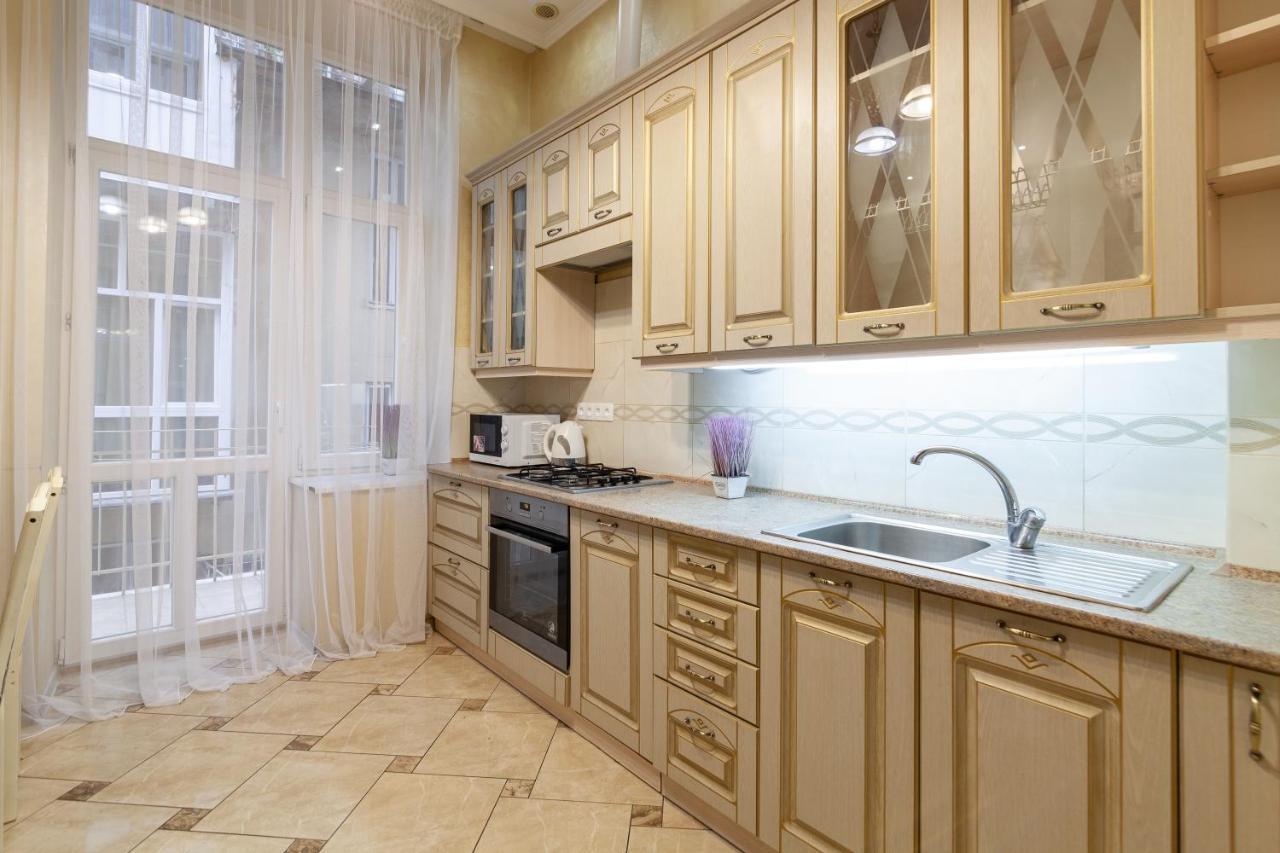 Alfa Apartments Levytskoho リヴィウ エクステリア 写真