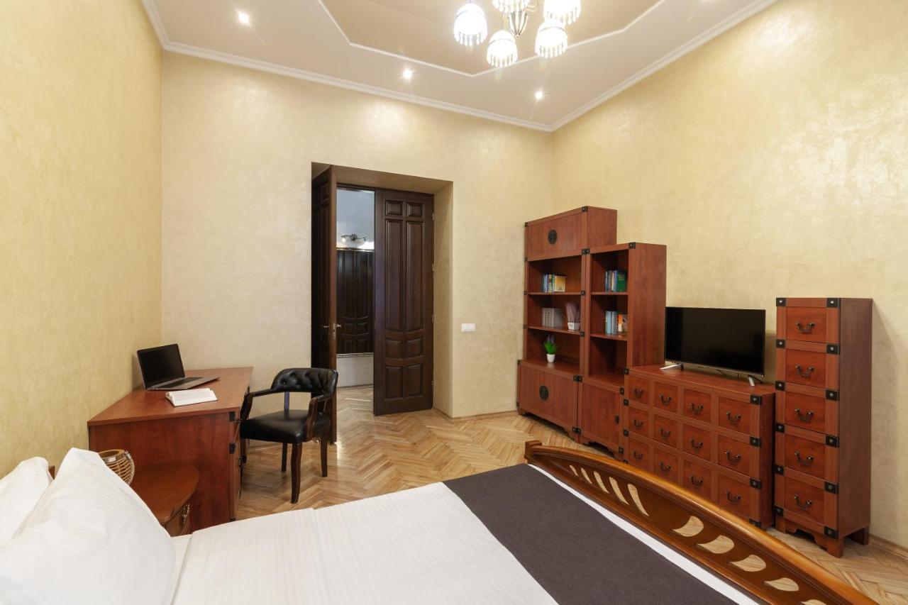 Alfa Apartments Levytskoho リヴィウ エクステリア 写真